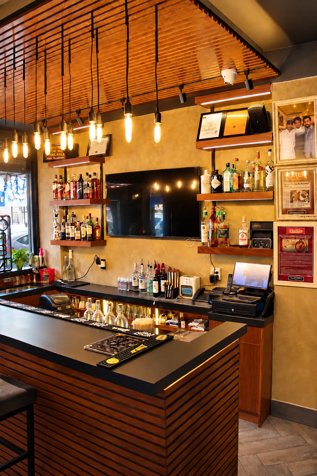 Full bar — Angel editorial collection, view larger